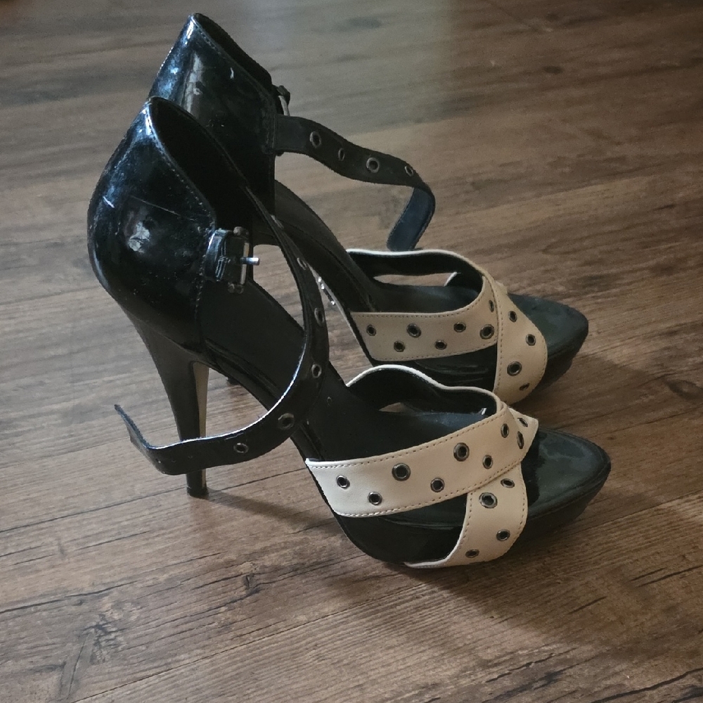 Rock & Republic Black and Cream Studded High Heel Sandals